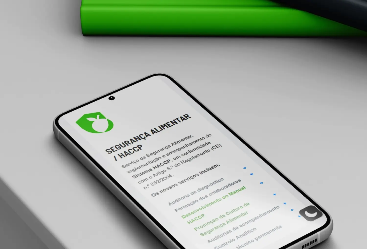 Design de loja online e-commerce de moda urbana Roupaderua por UNNE Design.